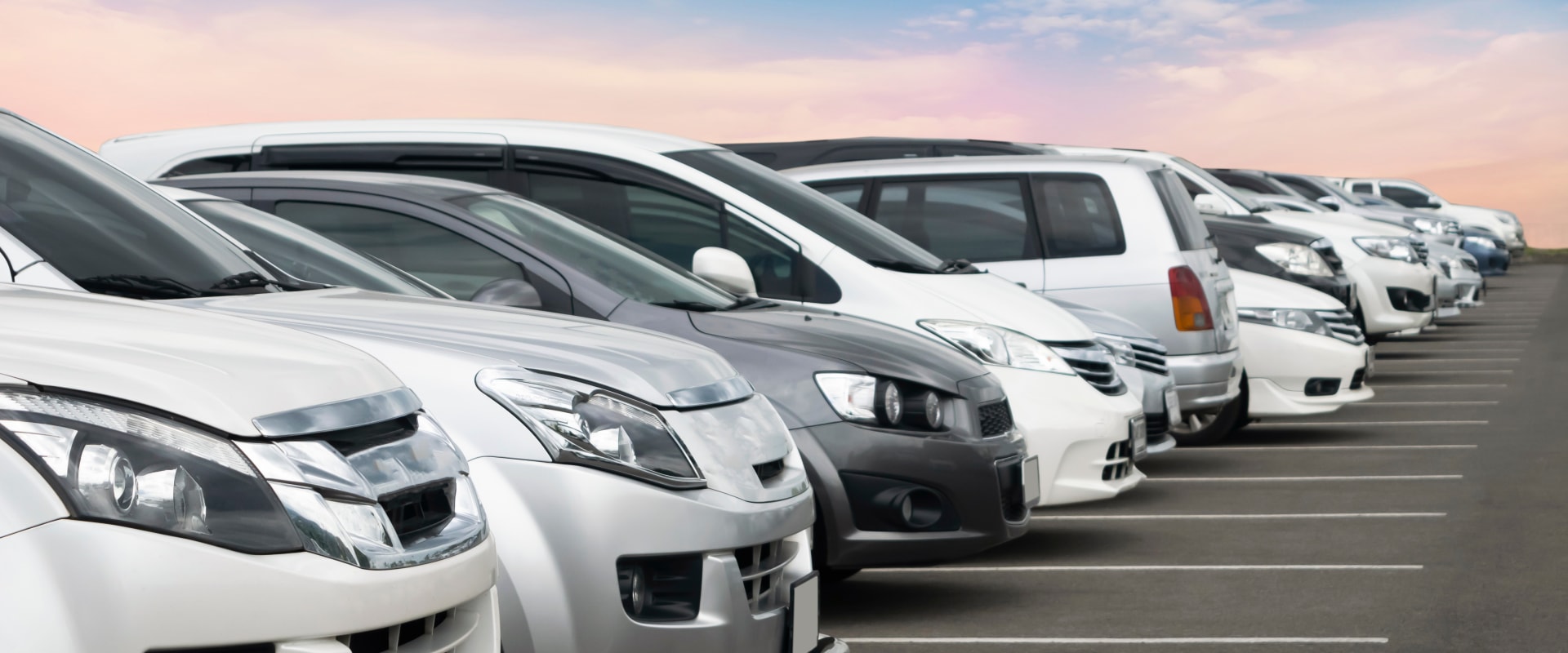 Expert Reviews from Automotive Media Outlets